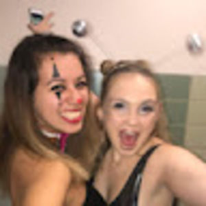 Meet your Posher, Yasmine